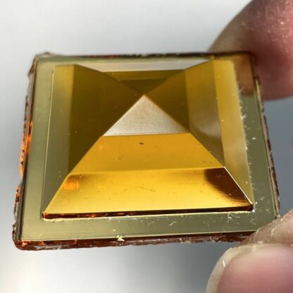 Multi Faceted Square 25mm Jewel - Amber ST25-02